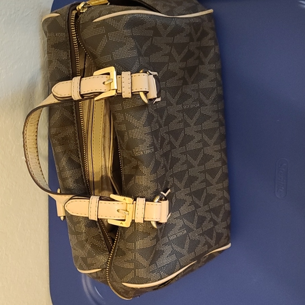 Michael Kors bag